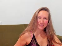 I am romantic person and like to dream about my perfect date. Hope you wanna join me in the lonely evening to share some moments together.
ps I love to dance