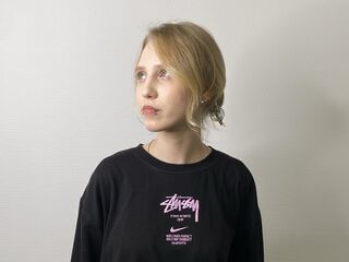 webcam girl chat room BenitaMoorehouse