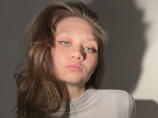 girl chat room BrandiLiedberg