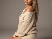 striptease EmmaRobertson