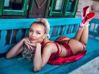 camwhore masturbating with dildo EvaDevine