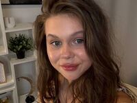 topless cam girl JenetteKotzur