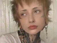 mastubating web cam girl JulianeVerdier