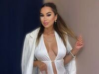 cam strip tease JulyMilky