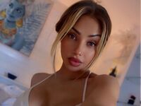 camwhore masturbating with sextoy LindaDu