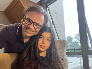 cam couple live cam ViktorAndPenny