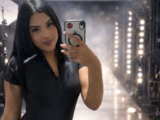 cam girl bondage cam EmilyDaring