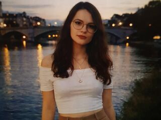 webcam girl bdsm live show MazeHistoria