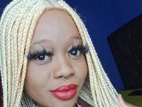 cam girl showing tits AkeliaHampson