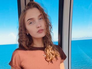 beautiful webcamgirl AlbinaFichtner