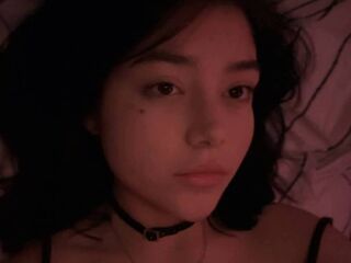 sexy webcamgirl pic AlisaGlow