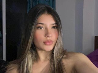 camgirl playing with sextoy AmberEdward