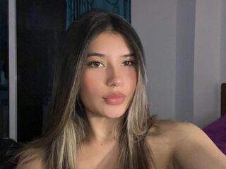 cam girl showing tits AmberEgan
