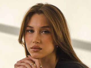 chat room webcam photo AmelinaBrauberg