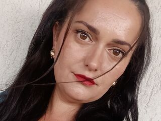 hot strip tease webcam AmiraCeleste