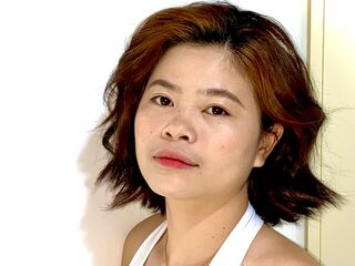 free nude live show AmoraVera