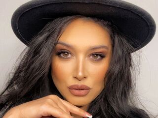 naked camgirl masturbating with dildo AnnaBanks