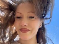 hot strip tease web cam AnnikaRodrigez
