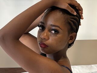 girl webcam naked BrianaHadid