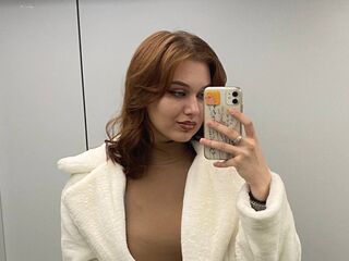 naked girl with webcam fingering BrynnMeury