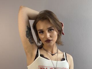 fingering girl cam CammiePratten