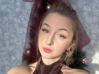 camwhore naked CharoletteHeckle