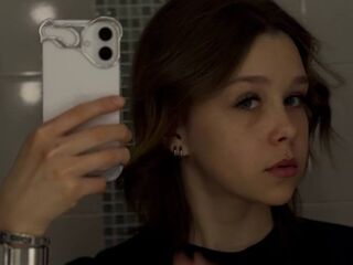 naked girl with cam fingering CorieDemagastris