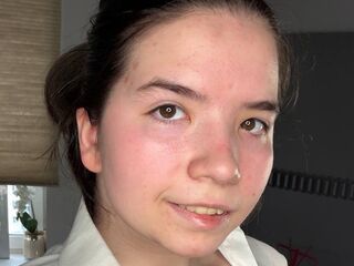 adult nude chat DaisyMolen