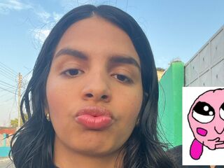 camgirl shaving pussy DaniMack