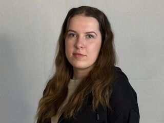 camslut fingering pussy DeniseGriffin