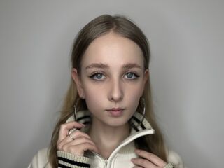 nude cam photo DessieBusche