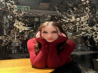 live webcam performer EarthaBlaise