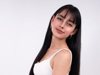 camgirl masturbating with vibrator EimyBlaze