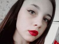 fingering webcamgirl EllynDarvish