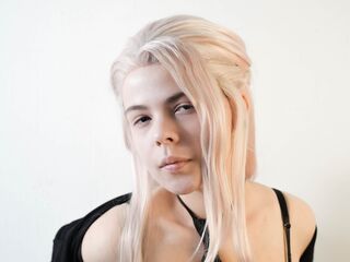 fingering cam slut EvaLaren