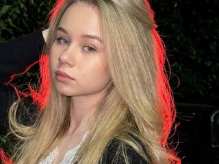 hot naked webcamgirl FernandaUziel