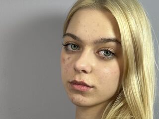 girl chatroom GerryThoburn