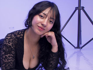 camgirl masturbating IsabellaBot