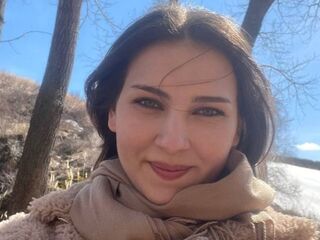 camslut spreading pussy KailaDuch