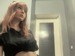 adult cam KatheSanagustin