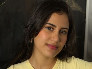 fingering girl KeilyBennett