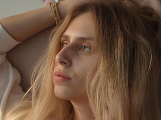 sexcam online KiraBen
