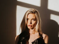 naughty camgirl masturbating LanaSharapova