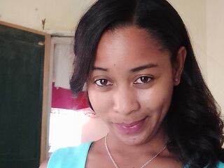 live sex webcam LaylahMorgane