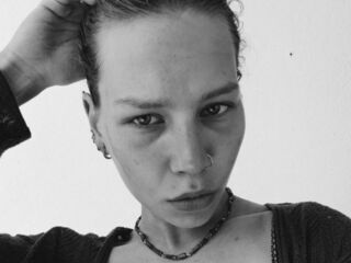 free live cam LeeanneYepes
