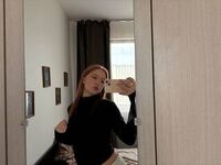 naughty camgirl masturbating with vibrator LennieLukasik