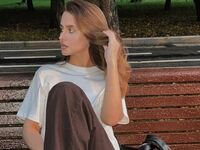 Kinky webcam LeslieDorian