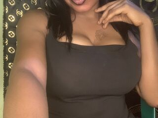 naughty cam girl LindaBernard