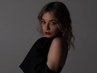 shaved pussy cam LolaKiki