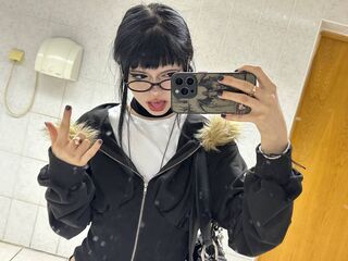 hot cam girl fingering pussy LunaCarrington